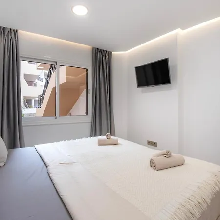 別荘 Newly Renovated, Luxurious With A Heated Pool, 259 *