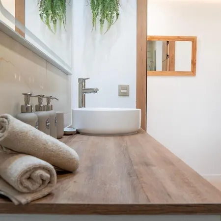 Newly Renovated, Luxurious With A Heated Pool, 259 別荘 サンミゲル・デ・アボナ